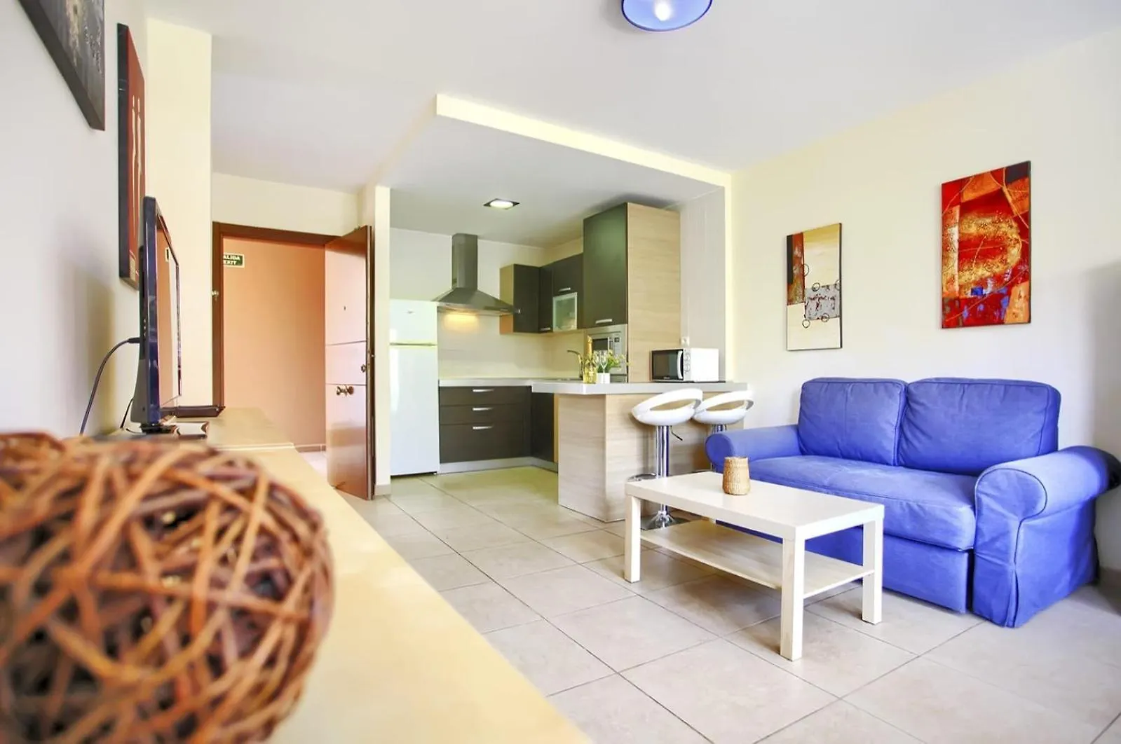 1 Bedroom Apartment Gabry In Palmar 0*, Palm-mar Spanien